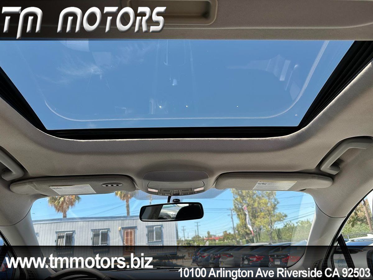 Used 2016 Ford Fusion SE w/ Equipment Group 202A FWD image 8