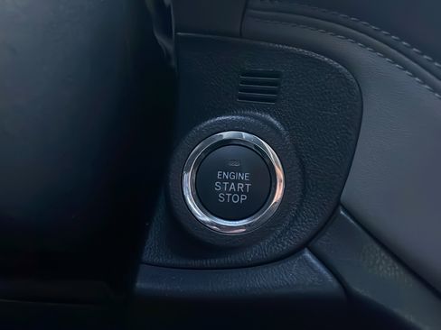 Used 2020 Subaru Outback Premium image 19