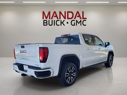 Used 2022 GMC Sierra 1500 AT4 w/ AT4 Premium Package image 6