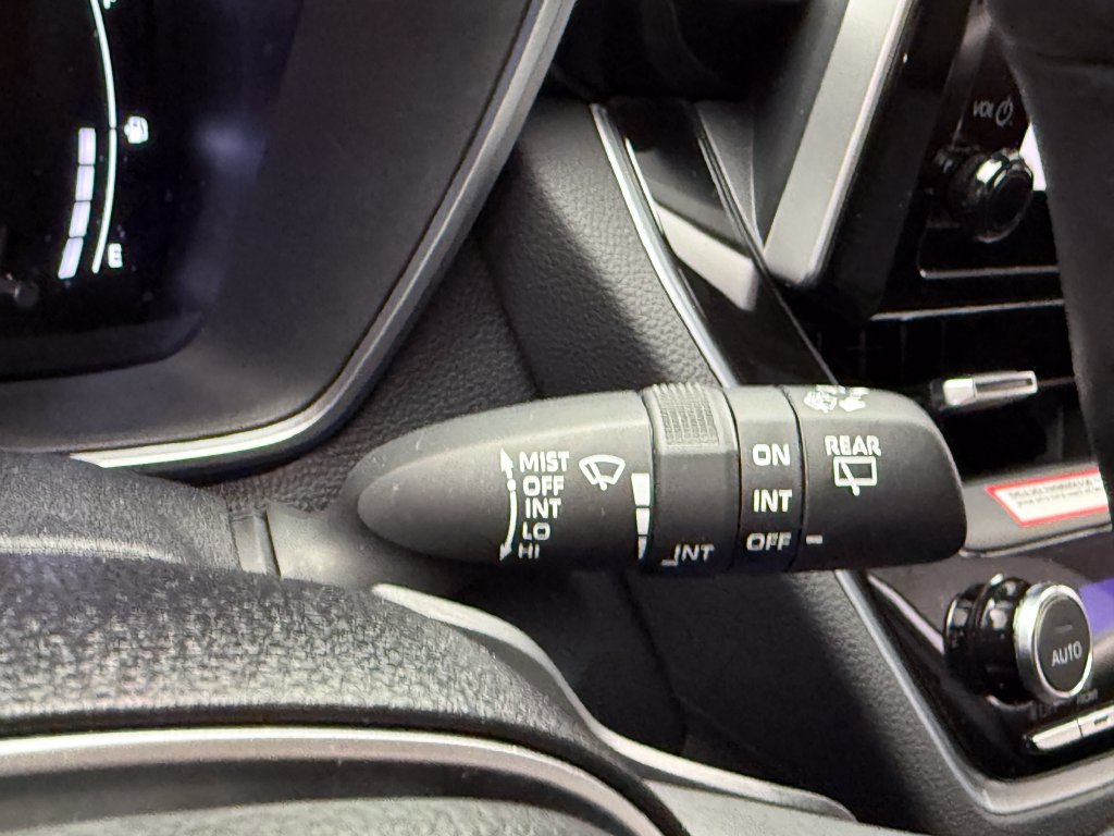 Used 2024 Toyota Corolla Cross AWD Hybrid w/ Convenience Package image 36