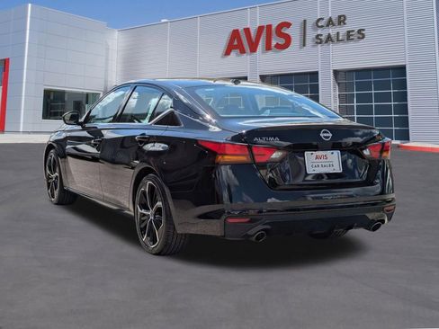 Used 2025 Nissan Altima 2.5 SR image 9