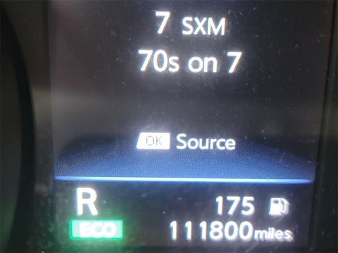 Used 2018 Nissan Rogue SV image 33