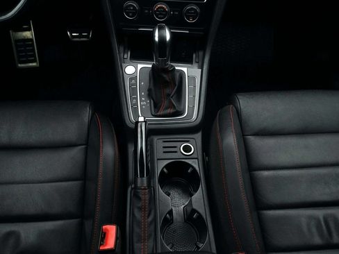 Used 2017 Volkswagen GTI Autobahn FWD image 26
