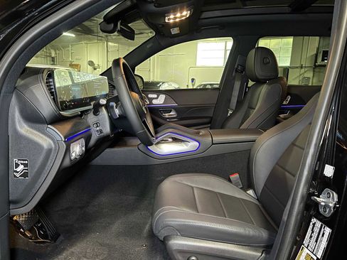 New 2025 Mercedes-Benz GLS 450 4MATIC image 22