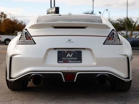 Used 2020 Nissan 370Z NISMO image 12