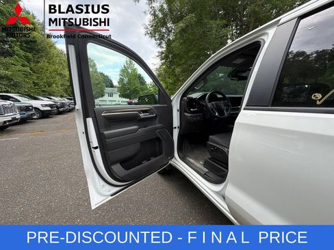 Used 2024 Chevrolet Silverado 1500 LT Trail Boss w/ Protection Package AWD/4WD image 10