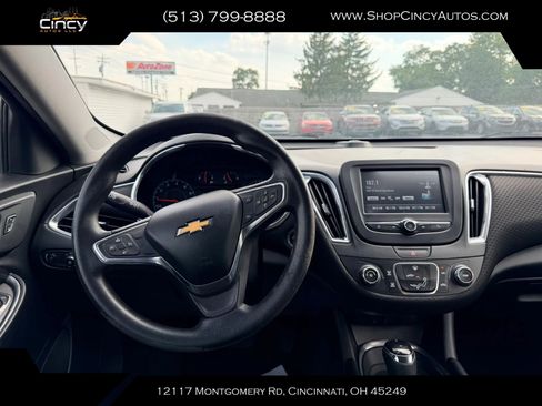 Used 2016 Chevrolet Malibu LT FWD image 12