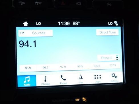 Used 2018 Ford F150 King Ranch w/ Equipment Group 601A Luxury AWD/4WD image 33