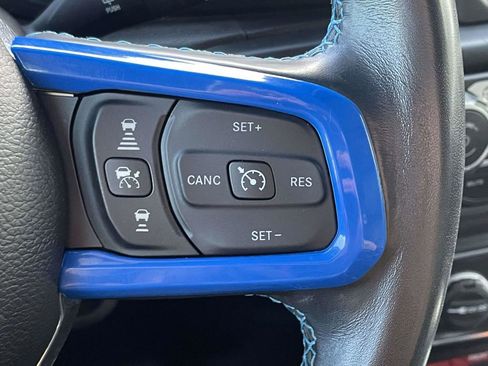 Certified 2022 Jeep Wrangler Unlimited Rubicon 4xe w/ Cold Weather Group image 31