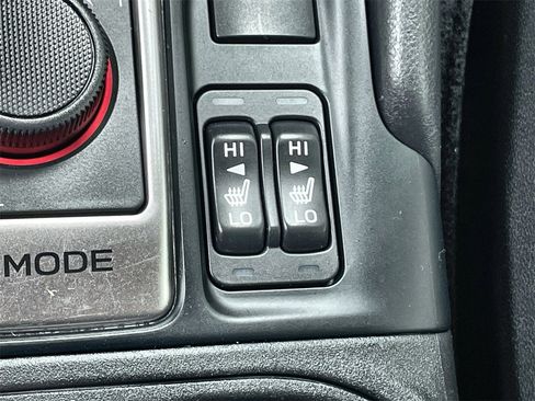 Used 2022 Subaru Forester Premium image 14