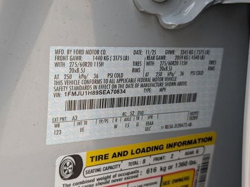 New 2025 Ford Expedition Active image 55