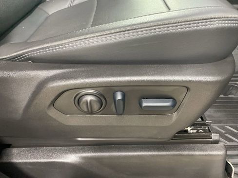 Used 2023 Chevrolet Silverado 3500 High Country w/ Z71 Off-Road Package image 24