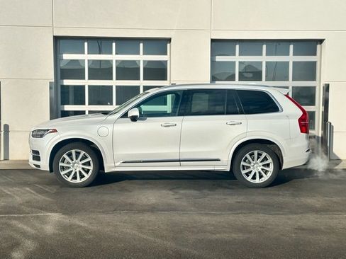 Used 2019 Volvo XC90 T8 Inscription w/ Protection Package Premier image 3