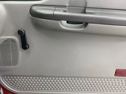 Used 2003 Ford F450 4x4 Regular Cab Super Duty image 23