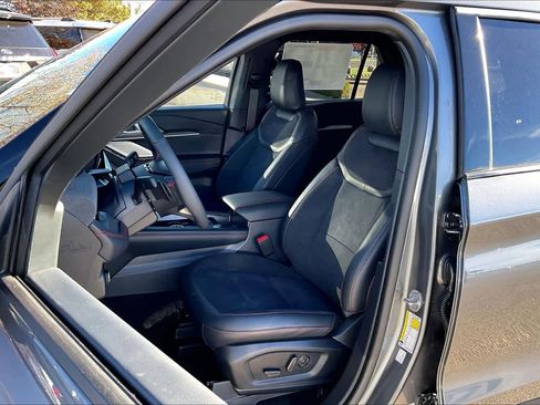 New 2026 Ford Explorer ST w/ Sun And Sound Package image 9