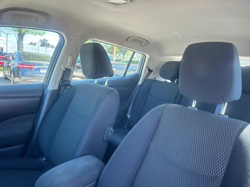 Used 2015 Nissan Leaf S w/ Charge Package image 9