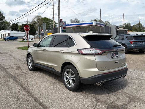 Used 2017 Ford Edge Titanium w/ Equipment Group 301A image 7