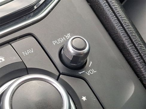 Used 2018 MAZDA CX-5 Touring w/ Preferred Equipment Package image 27