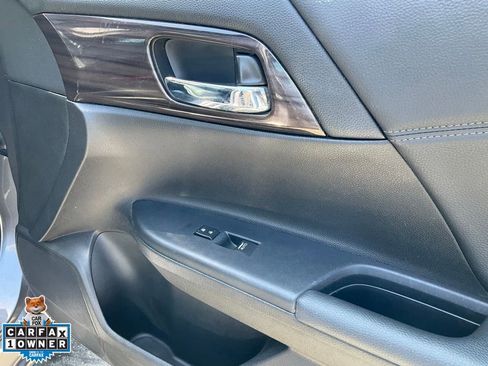 Used 2016 Honda Accord EX-L image 60