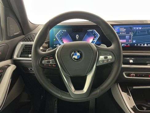 Certified 2025 BMW X5 sDrive40i image 16