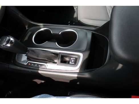 Used 2021 Chevrolet Equinox LS w/ LS Convenience Package image 26