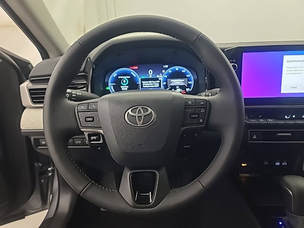 Used 2026 Toyota Camry XLE AWD/4WD image 31