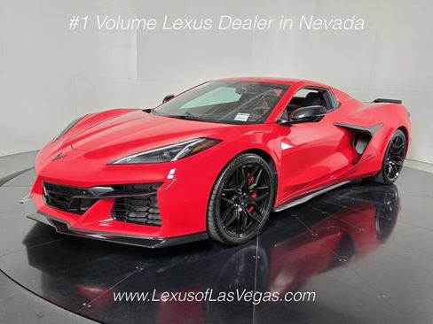 Used 2023 Chevrolet Corvette Z06 w/ Stealth Interior Trim Package RWD image 2