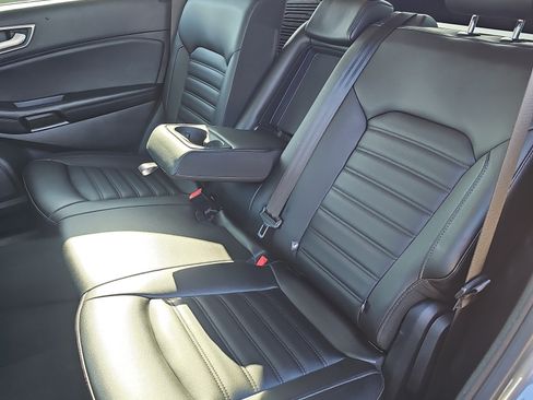 Used 2022 Ford Edge SEL w/ Convenience Package AWD/4WD image 14