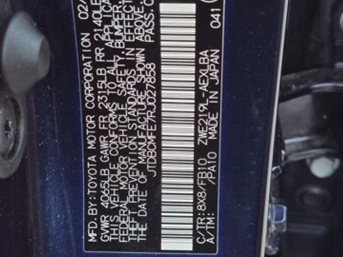 Used 2024 Toyota Corolla LE w/ LE Convenience Package FWD image 22