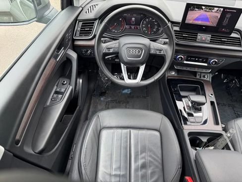 Used 2023 Audi Q5 2.0T Premium w/ Convenience Package AWD/4WD image 16