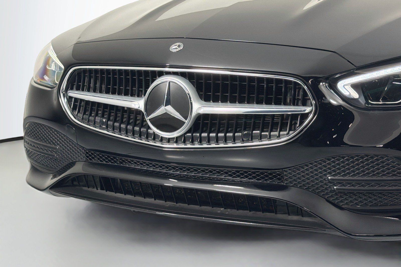 Used 2022 Mercedes-Benz C 300 Sedan image 13