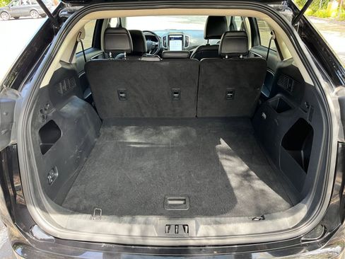 Used 2024 Ford Edge SEL image 31