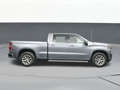 Used 2019 Chevrolet Silverado 1500 High Country w/ Technology Package image 18