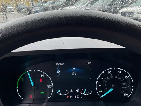 Used 2023 Ford Maverick XLT image 28