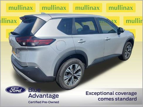 Used 2023 Nissan Rogue SV AWD/4WD image 3