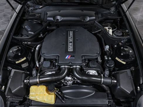 Used 2002 BMW Z8 RWD image 34