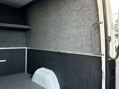 Used 2021 Mercedes-Benz Sprinter 2500 image 19