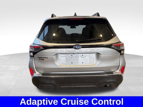 Used 2025 Subaru Forester Premium image 5