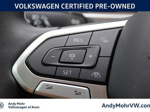 Used 2023 Volkswagen Tiguan SE AWD/4WD image 29
