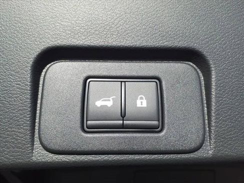 New 2025 Nissan Rogue Platinum w/ Tech Package image 34