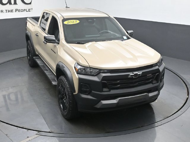 Used 2023 Chevrolet Colorado Trail Boss w/ LPO, Dark Essentials Package AWD/4WD image 51