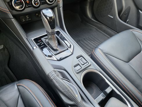 Certified 2022 Subaru Crosstrek 2.5i Limited w/ Moonroof Package 2 image 23