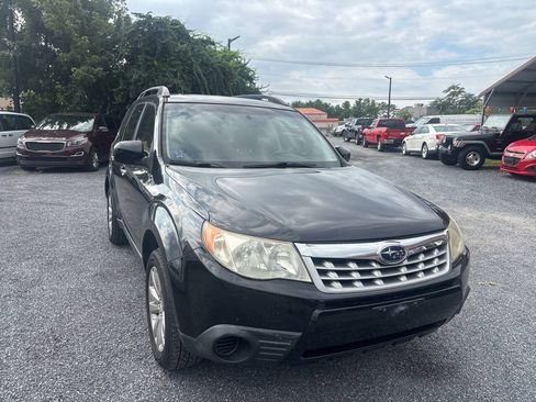 Used 2012 Subaru Forester 2.5X Premium w/ All-Weather Pkg AWD/4WD image 3