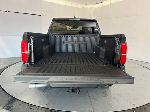 Used 2025 Toyota Tacoma SR5 image 12