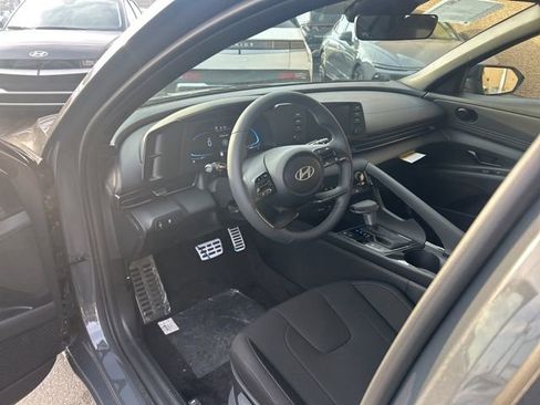 New 2026 Hyundai Elantra SEL Sport Premium FWD image 10