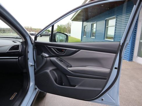 Used 2022 Subaru Crosstrek 2.5i Sport w/ Moonroof Package AWD/4WD image 23