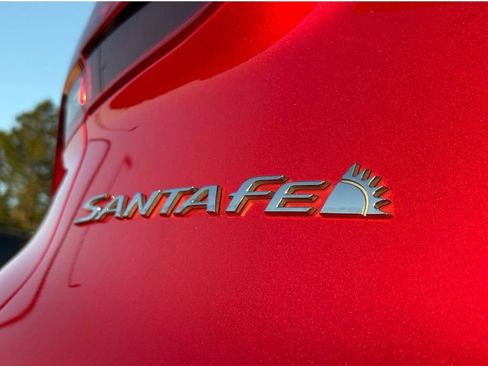 Used 2023 Hyundai Santa Fe SEL FWD image 16