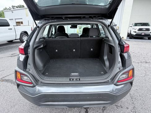 Used 2021 Hyundai Kona SE FWD image 9