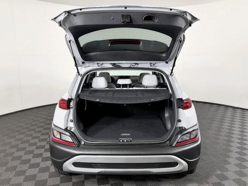 Used 2022 Hyundai Kona SEL image 13