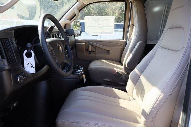 New 2025 Chevrolet Express 2500 w/ Driver Convenience Package RWD image 12